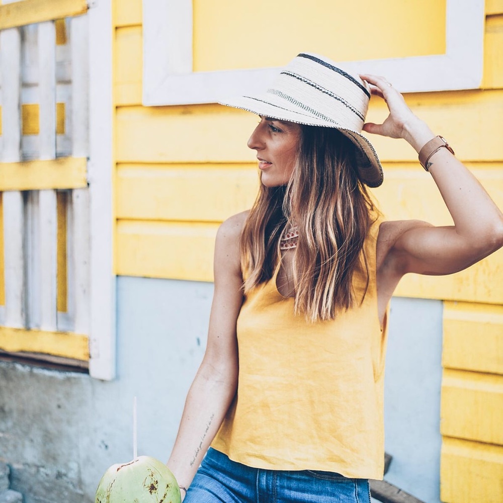 Yellow linen open back tank xs